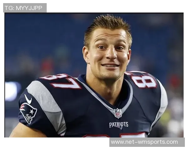 美式足球明星的传奇之路与辉煌成就探索